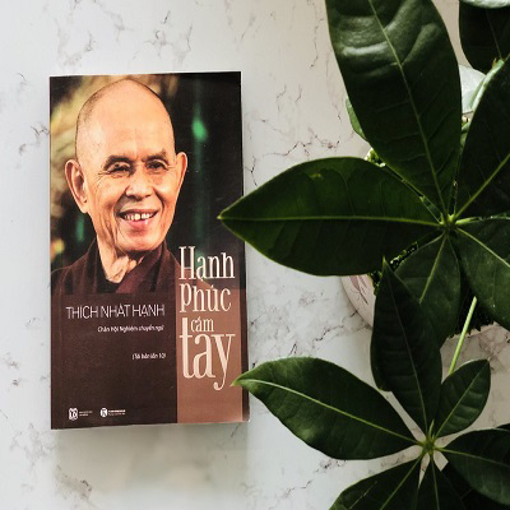 Ảnh của Hạnh phúc cầm tay - Thích nhất hạnh